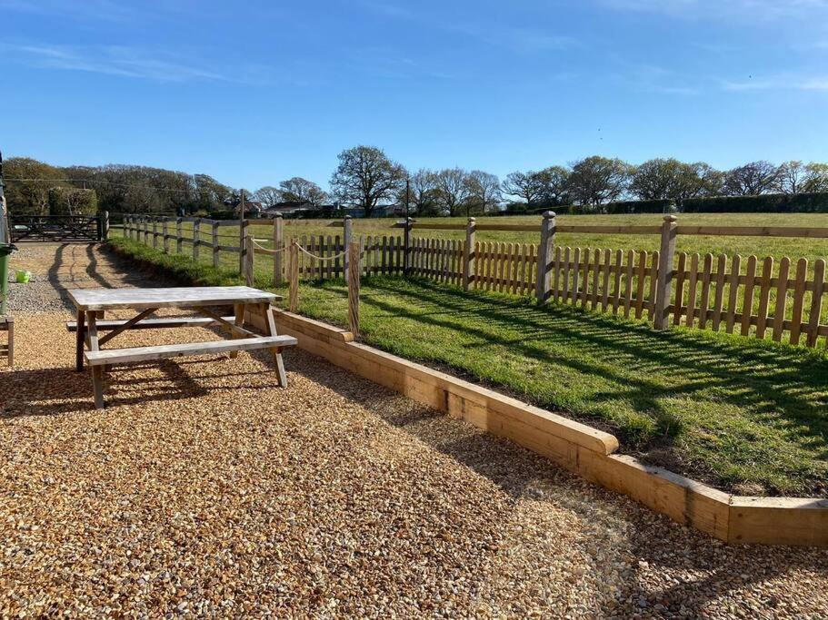 Beautiful Rural Self Contained Farm Annex Villa Hordle Exterior foto